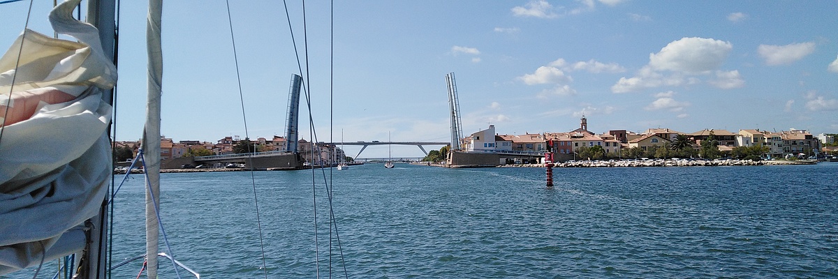 bascule bridge